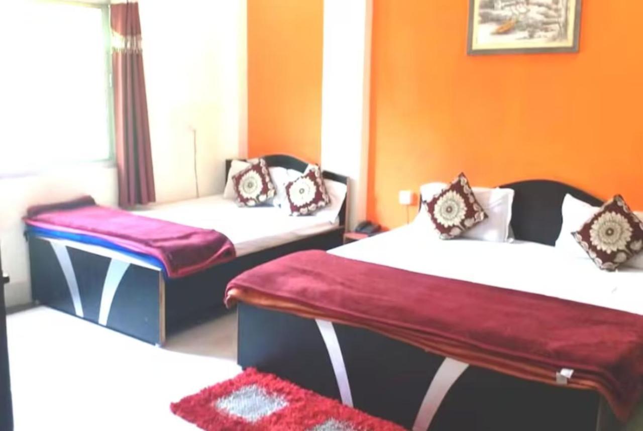 Goroomgo New Ashiyana Palace Varanasi Eksteriør bilde