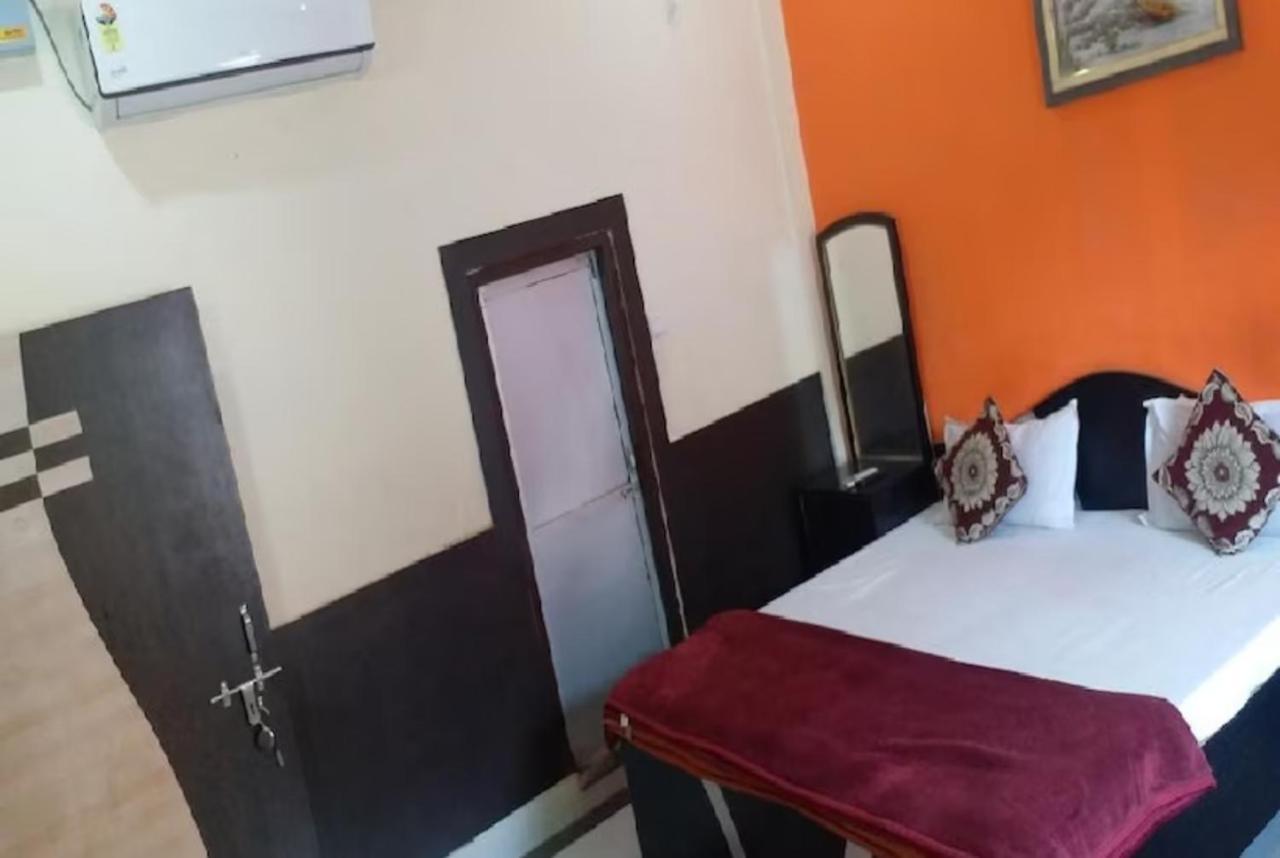 Goroomgo New Ashiyana Palace Varanasi Eksteriør bilde